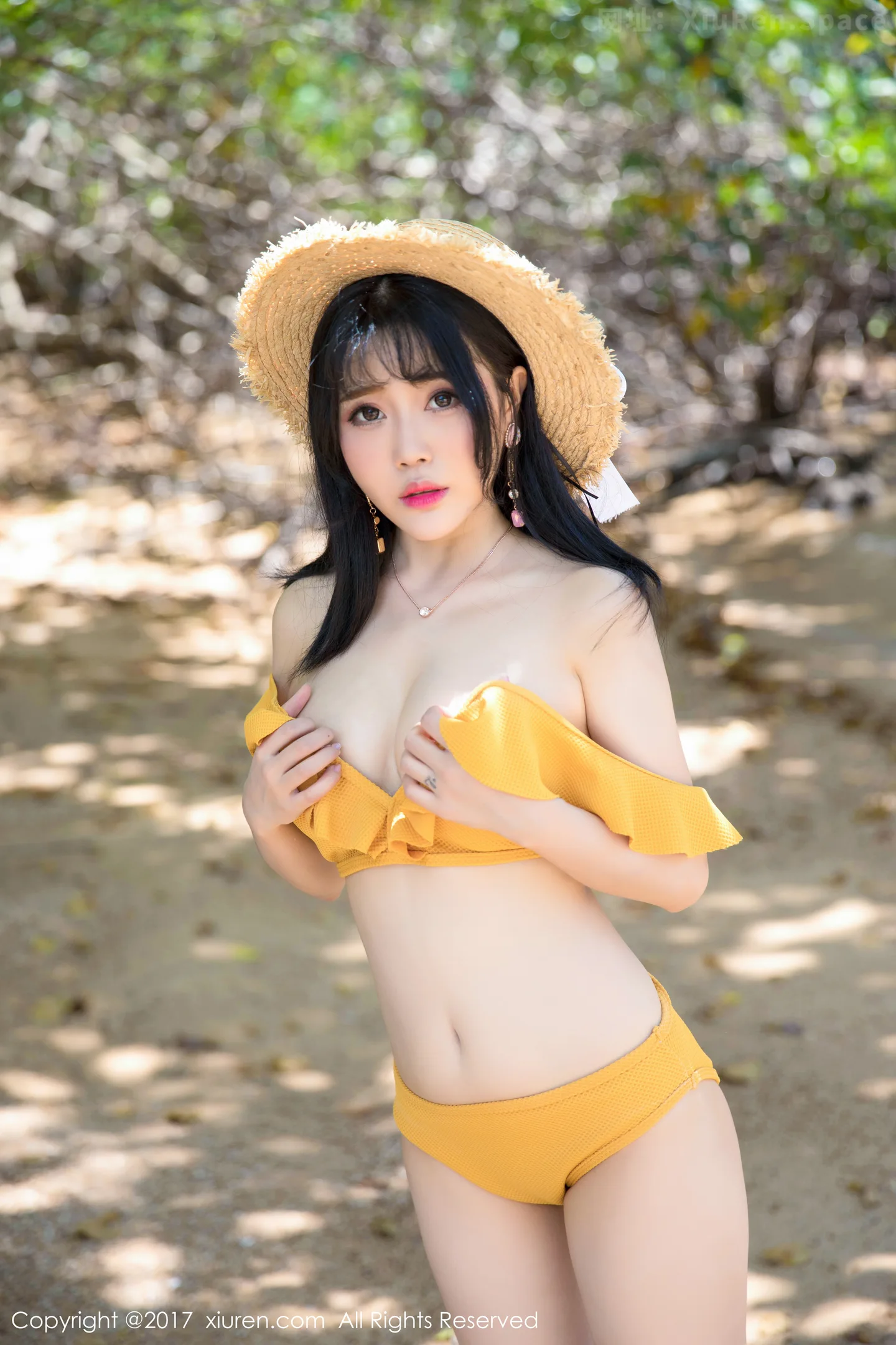 图片[2]-[XiuRen秀人网]VOL.855 嫩模兜豆靓Youlina甲米旅拍户外比基尼+薄纱湿身诱惑写真48P-秀人网官方网站